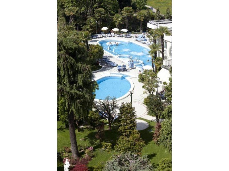 Hotel Due Torri 아바노테르메 외부 사진