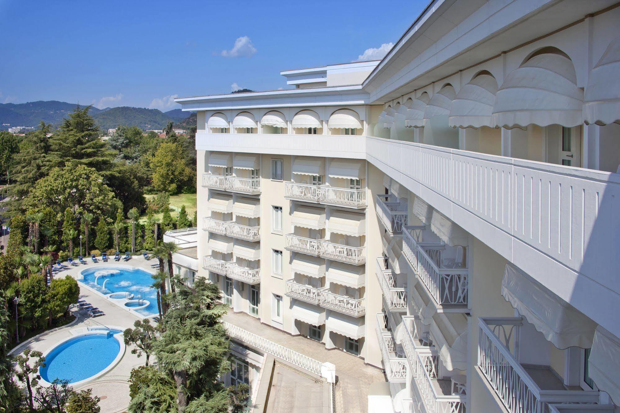 Hotel Due Torri 아바노테르메 외부 사진