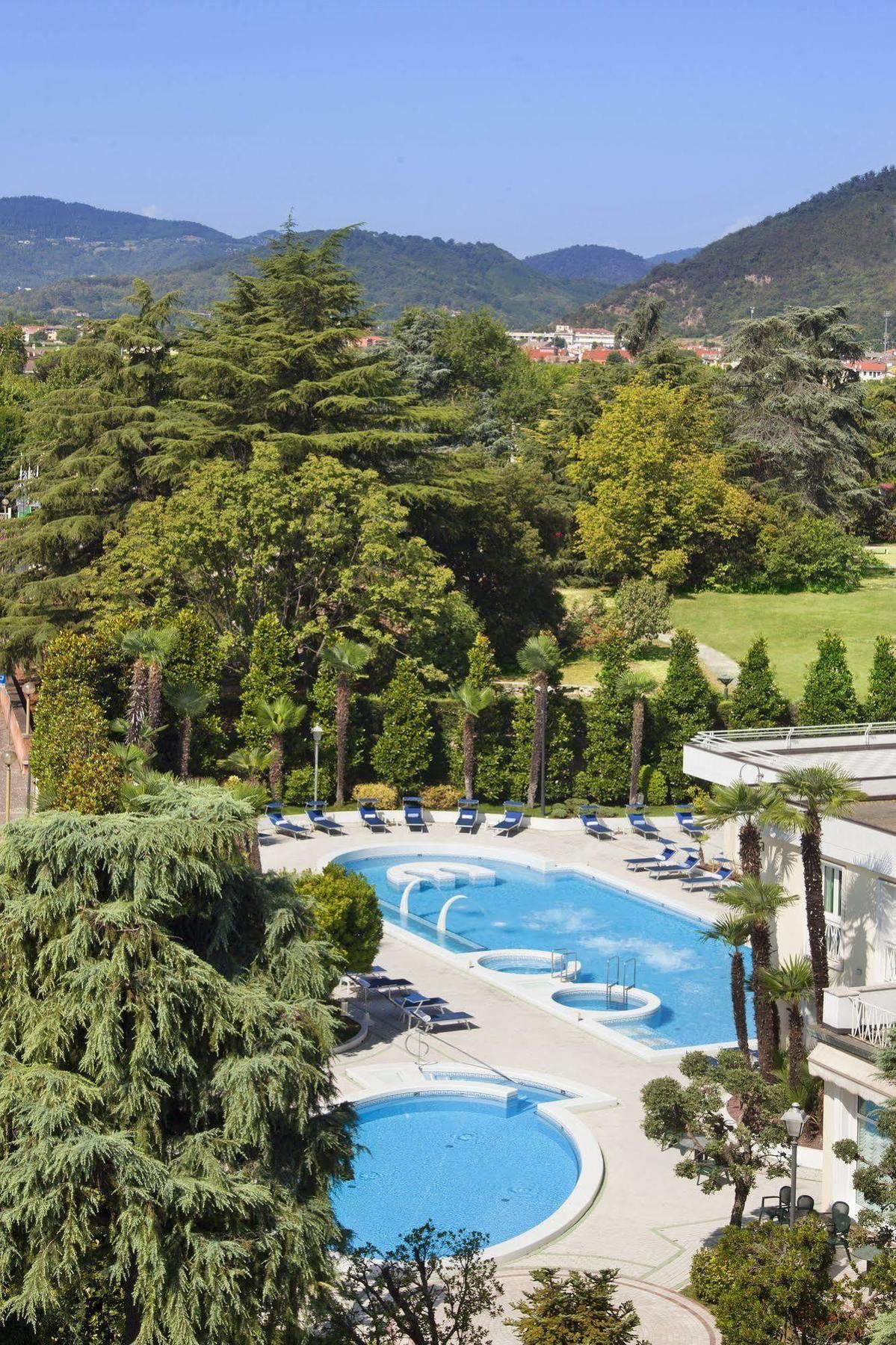 Hotel Due Torri 아바노테르메 외부 사진